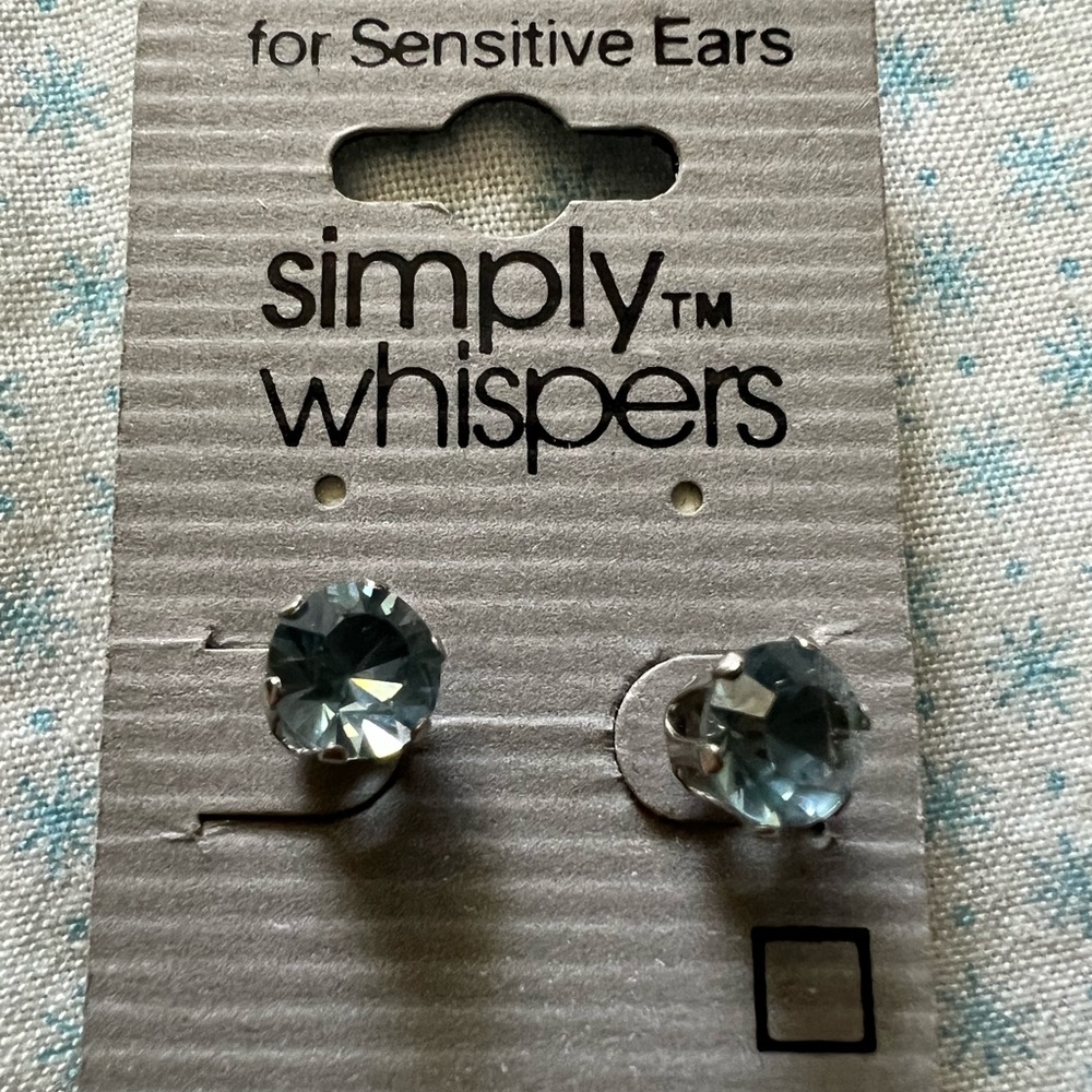 Women’s earrings